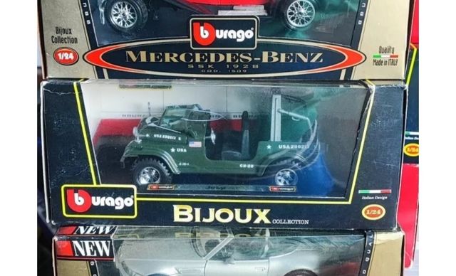 Bburago burago 1/24 jeep cj-7 army green
