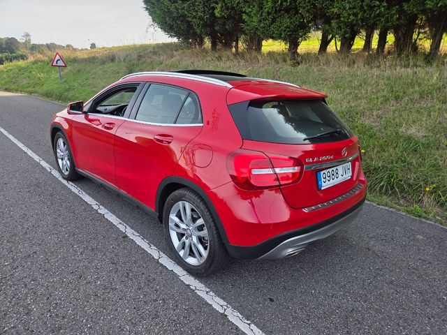 Mercedes-Benz GLA 2016