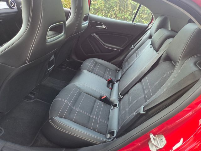 Mercedes-Benz GLA 2016