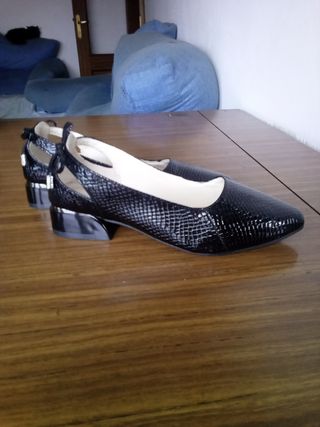 Zapatos de tacón bajo para mujer