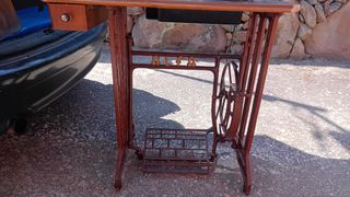 Maquina de coser antigua