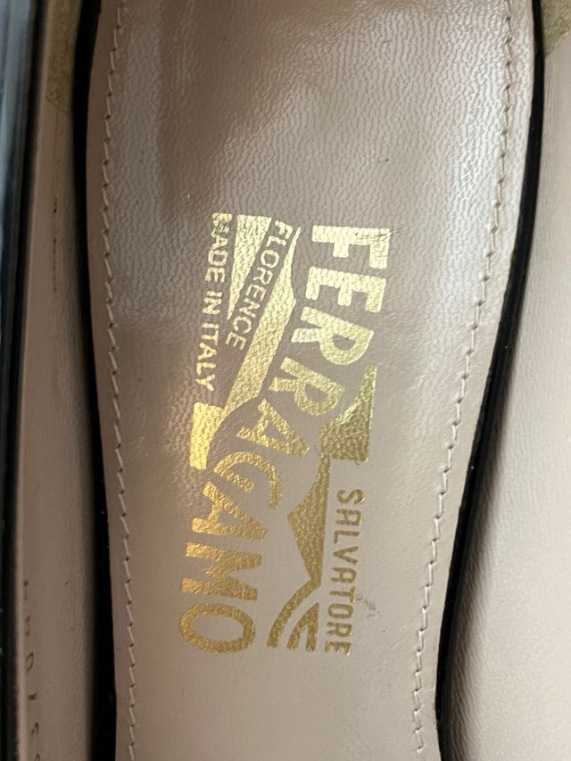 Zapatos de salon Salvatore Ferragamo