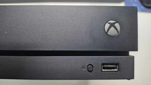 XBox One X