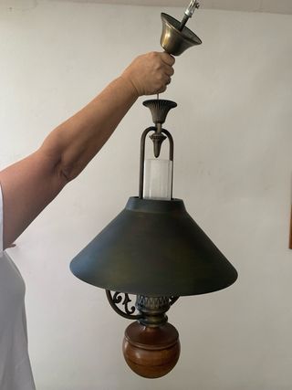 2 lámparas pared/techo forja laton y madera 