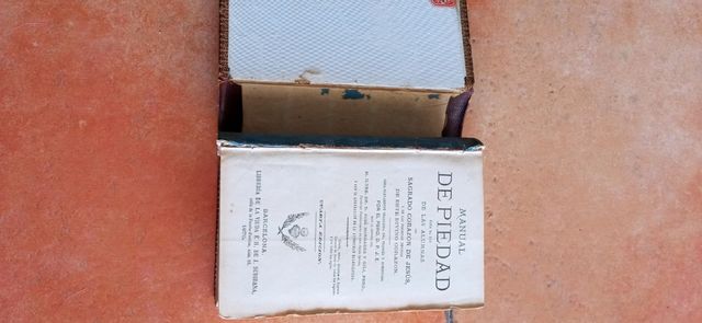 Libro manual de piedad