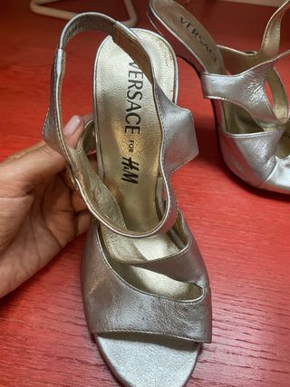 Sandalias Versace by H&M