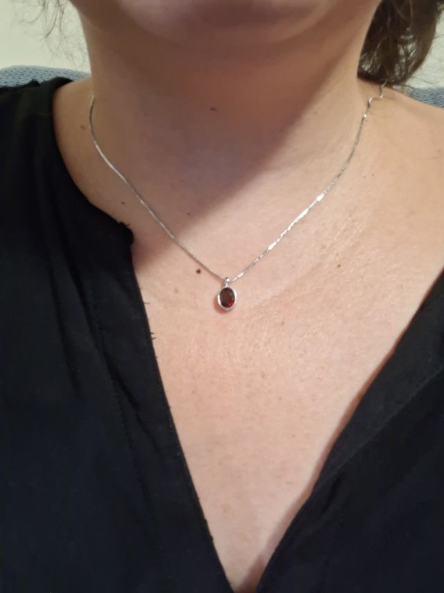 Collana in acciaio con Granato naturale