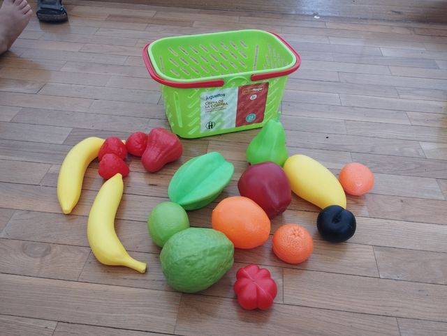 Cesta fruta y verdura juguete
