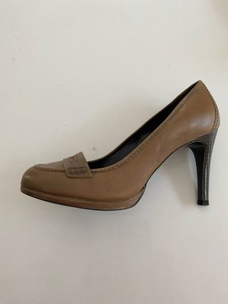 Mocasines tacón alto Zara T 38