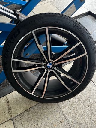 JUEGO DE 4 LLANTAS BMW 18