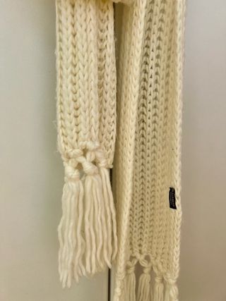 Bufanda blanca de lana