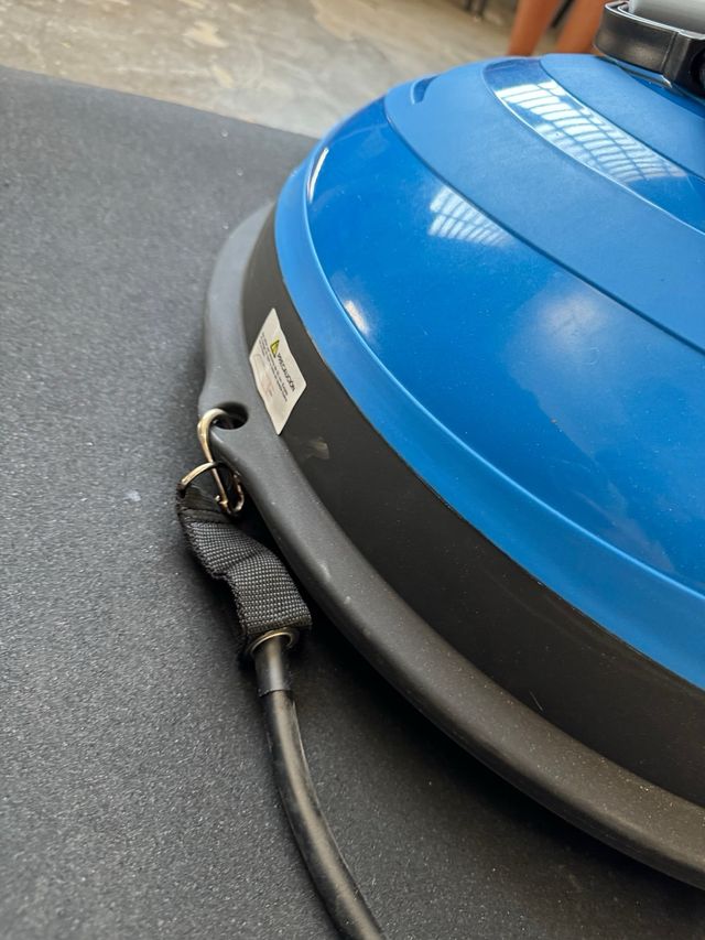 Bosu con gomas e inflador (plataforma equilibrio)
