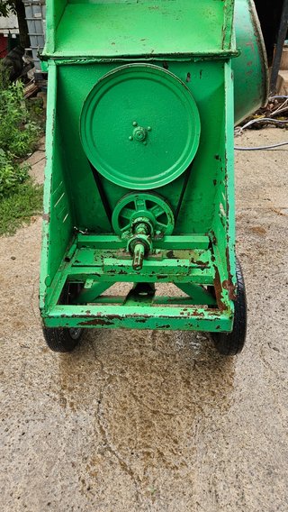 Hormigonera 160l