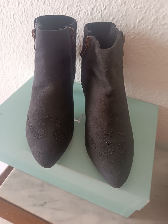 Botines tacón pequeño Sfera