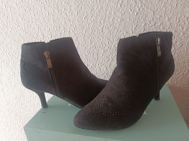 Botines tacón pequeño Sfera