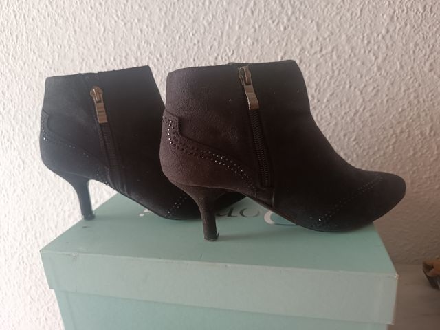 Botines tacón pequeño Sfera