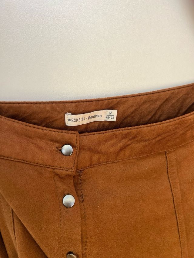 Falda de ante. NUEVA