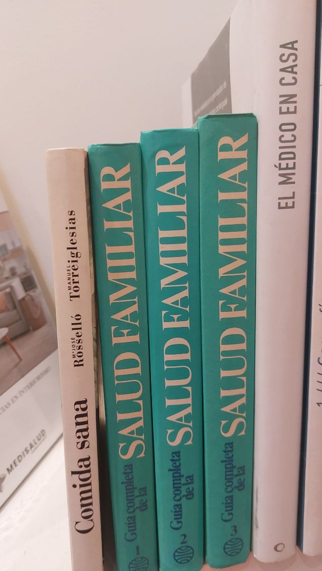 3 libros de Salud Familiar.
