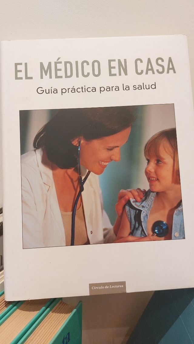 3 libros de Salud Familiar.