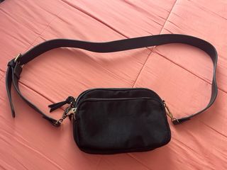 Bolso negro Stradivarius
