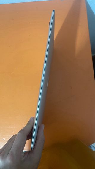 Mac book air 13”