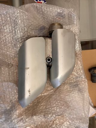 Catalizador y escape multistrada