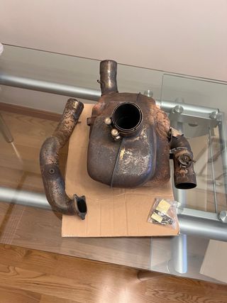 Catalizador y escape multistrada