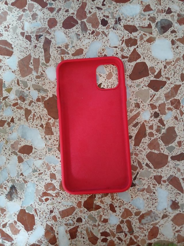 funda naranja phone 11