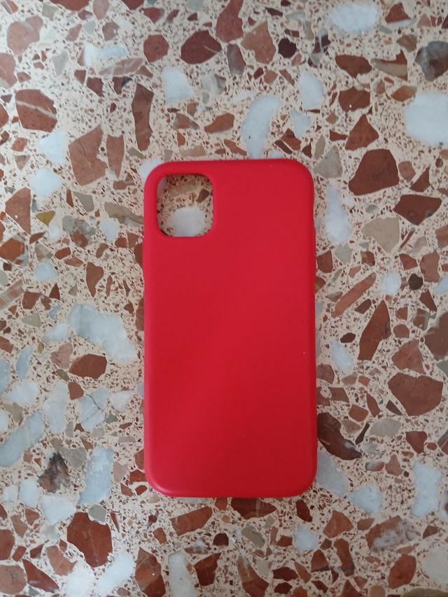 funda naranja phone 11