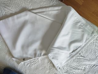 Falda blanca de Zara 