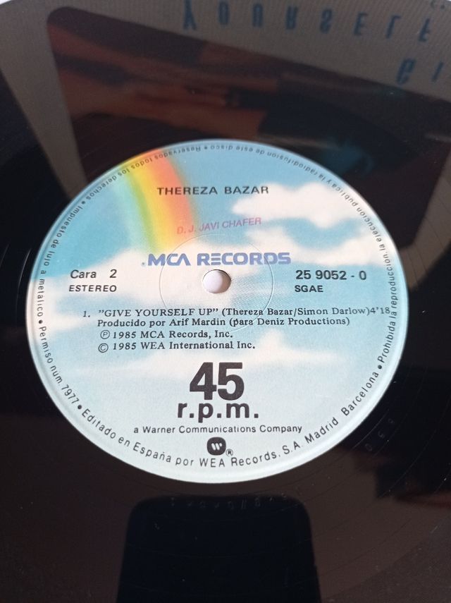 Thereza Bazar-- The Big Kiss