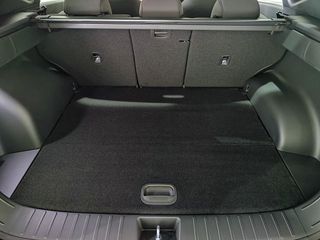 Hyundai Tucson Maxx 1.6T HEV AT 215 5p