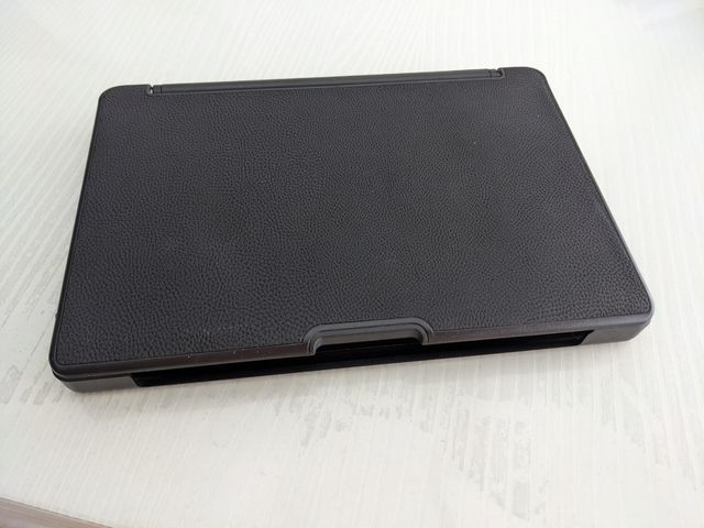 Funda con teclado. Zagg Samsung tab 7 plus