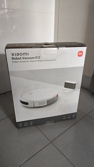 Xiaomi Vacuum E12, sin abrir. 