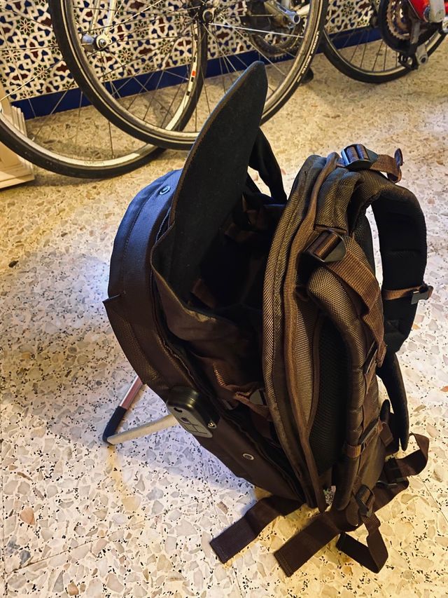 Mochila urbana porta bebe