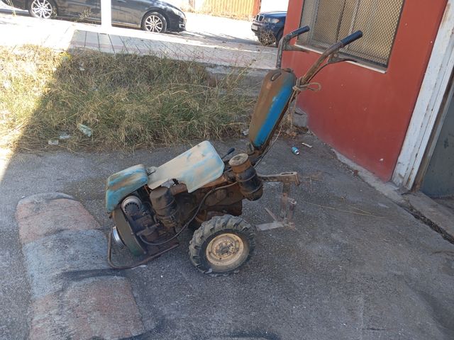 Mulas. mecánica diesel . Tractor..