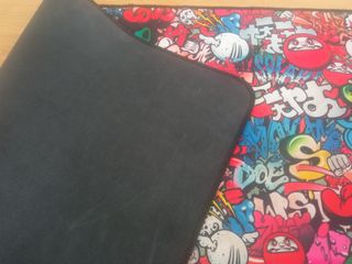 Alfombrilla escritorio.