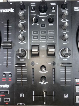 Mesa DJ/Numark Mixtrack Pro FX 