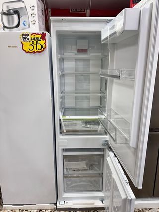 OFERTA, NEVERA COMBI PANELABLE MIDEA