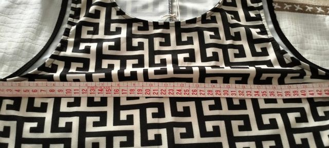 Vestido de chica a estrenar 