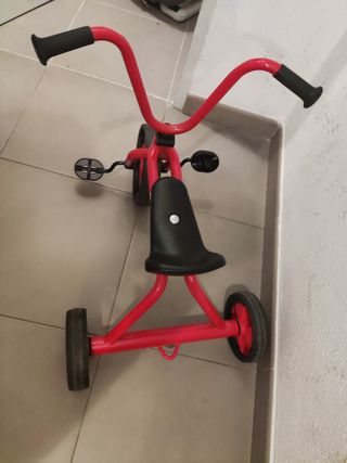 Triciclo cuadro acero con pedales