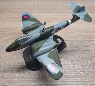AVION GLOSTER METEOR