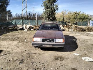 VOLVO 440 para piezas.