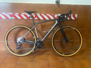 Biclicleta gavel canyon Grail CF SL