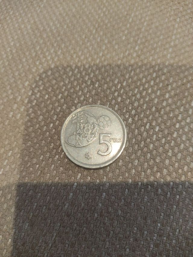 Moneda 5 pesetas 82