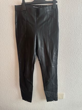 Pantalones de cuero Zara