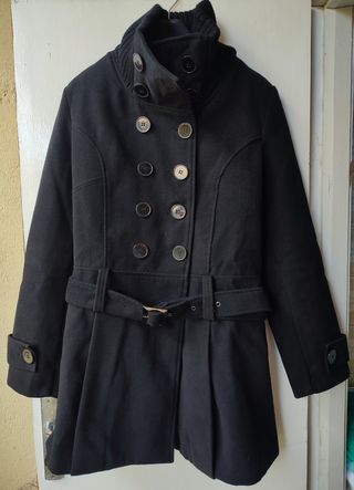 Abrigo de paño negro