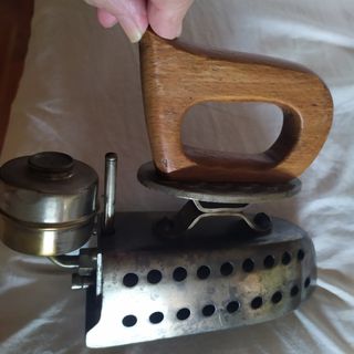 PLANCHA A VAPOR, ANTIGUA