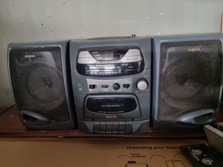 Radio cassette Cd Sanyo MCD-S730F