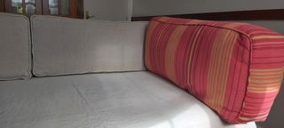 2 Cuadrantes de cojin. 100 €